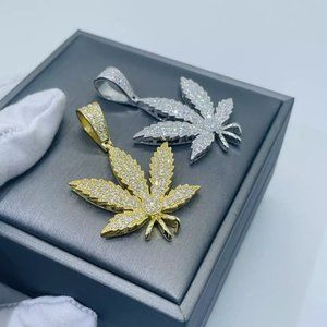 Iced Out S925 VVS Moissanite Maple Leave Necklaces Pendant